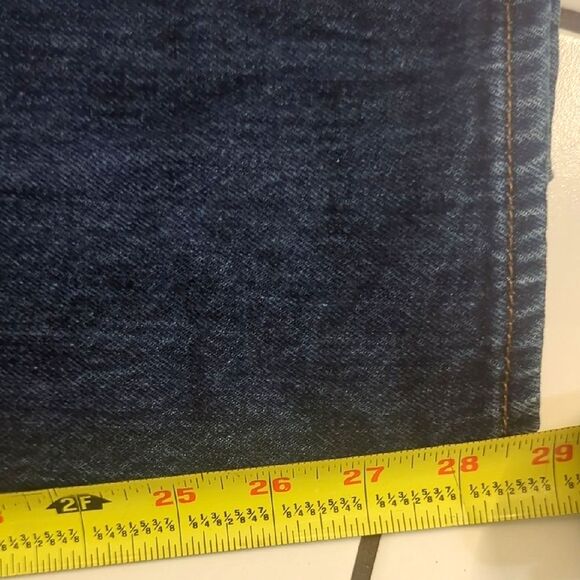 Levi’s 501 – Made in Egypt, Small “e” Sized 38x32 - Picture 7 of 7